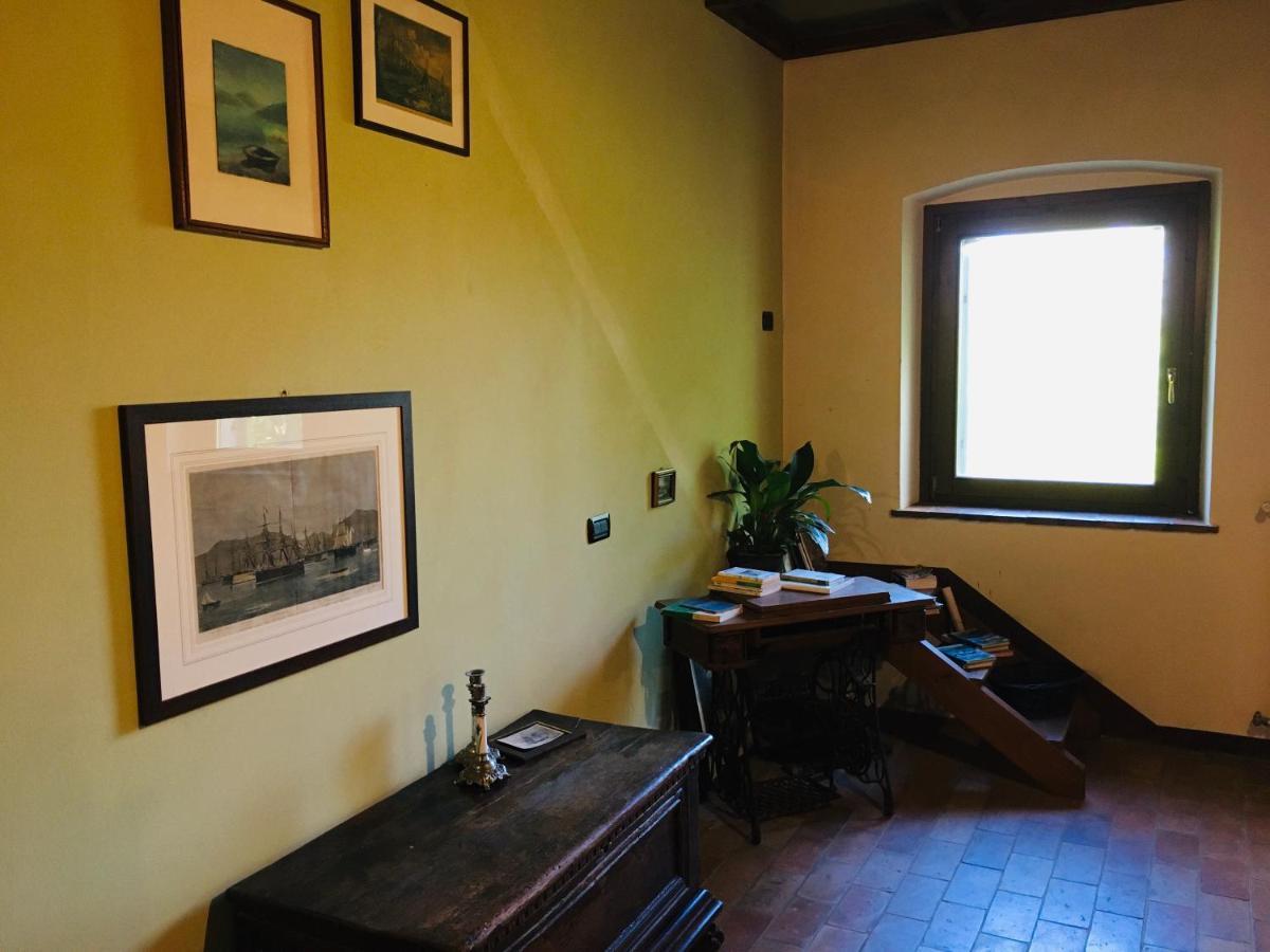 B&B Ai Tre Confini Monzambano Exteriör bild