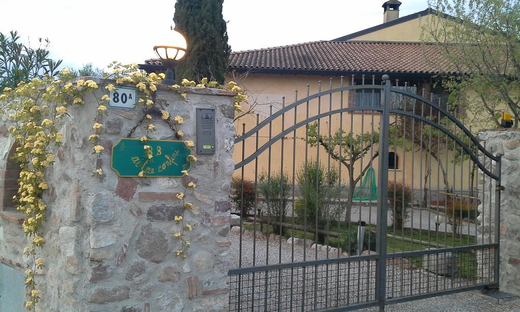 B&B Ai Tre Confini Monzambano Exteriör bild