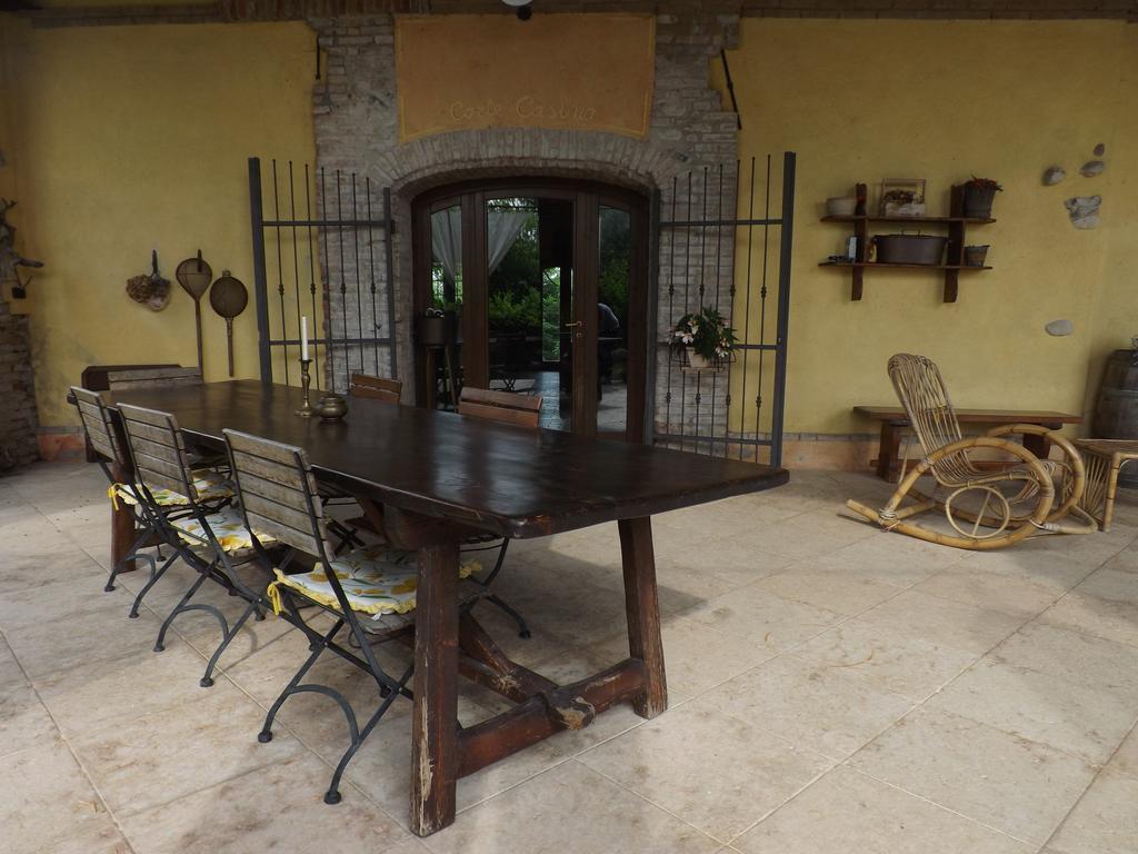 B&B Ai Tre Confini Monzambano Exteriör bild