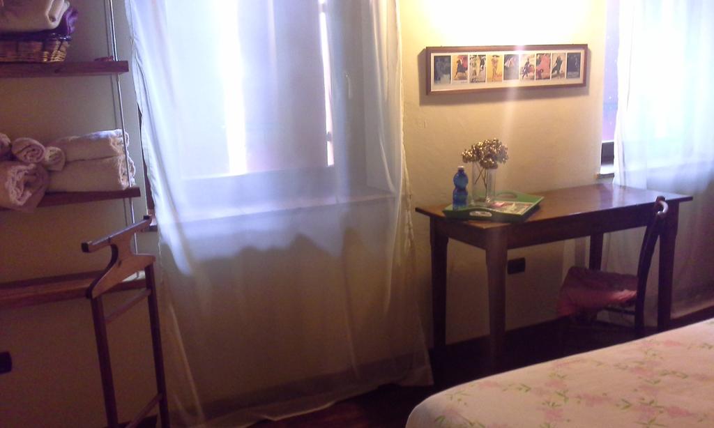 B&B Ai Tre Confini Monzambano Exteriör bild
